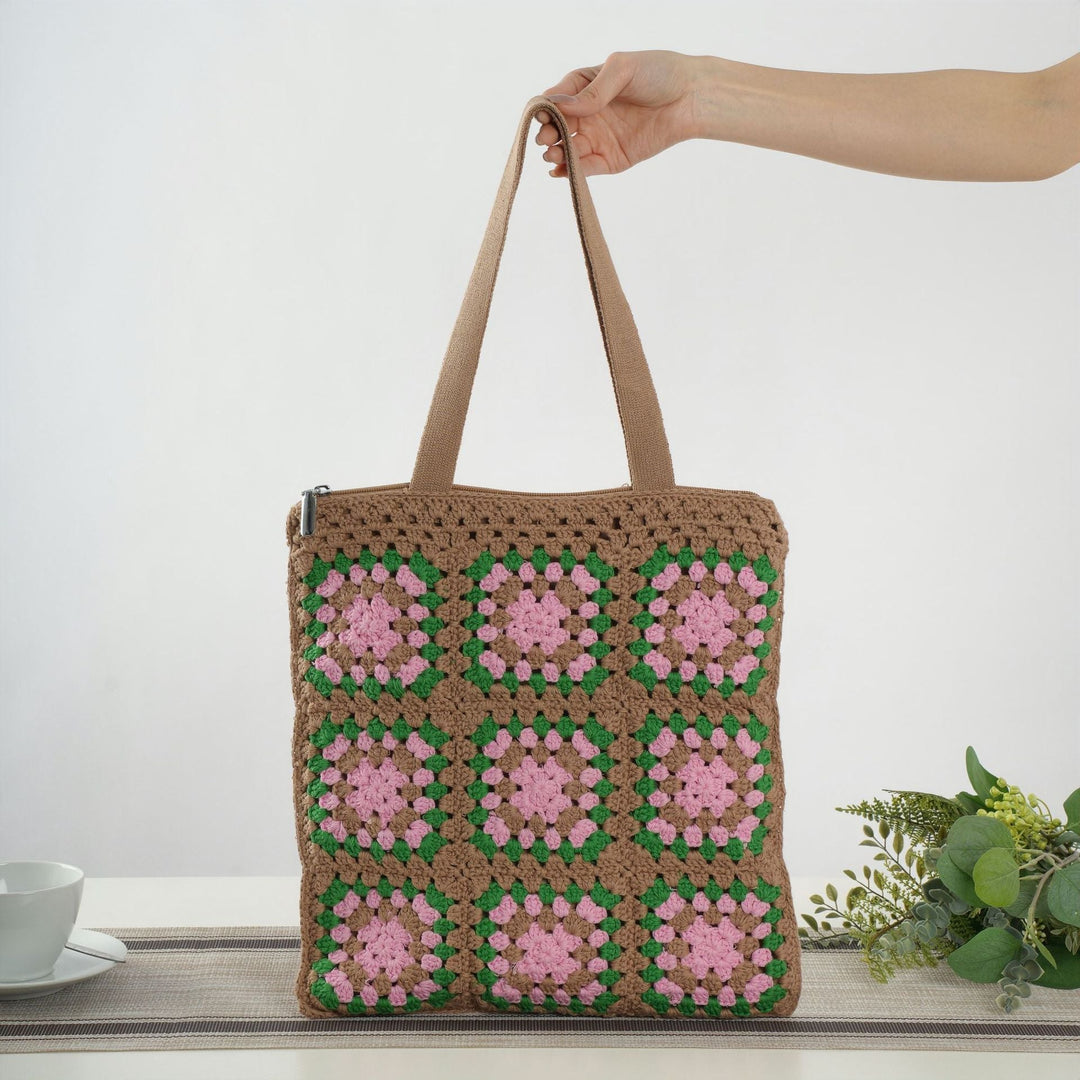 Handcrafted cotton tote bag in vintage granny design Kalsten