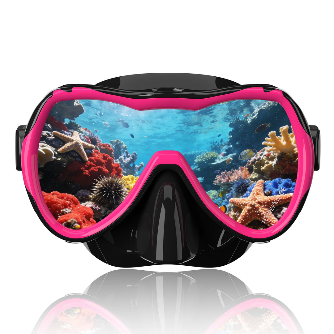 Diving mask with wide field of vision by Kalsten