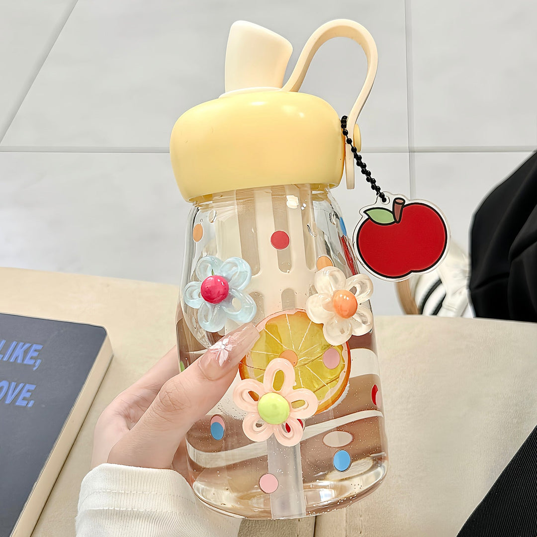 Women's water bottle with integrated fruit filter and practical carrying handle Kalsten