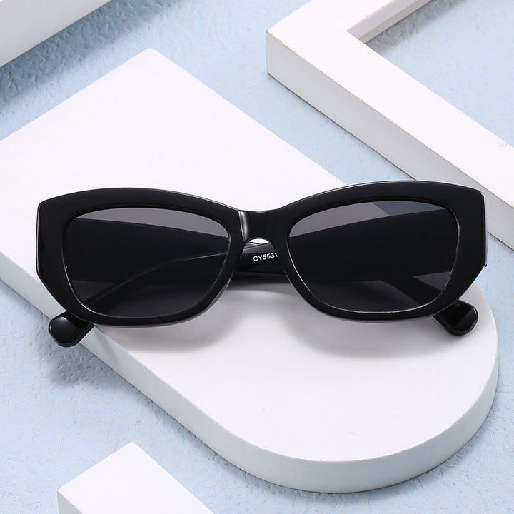 Women's fashionable Cat-Eye sunglasses made of sturdy plastic Kalsten