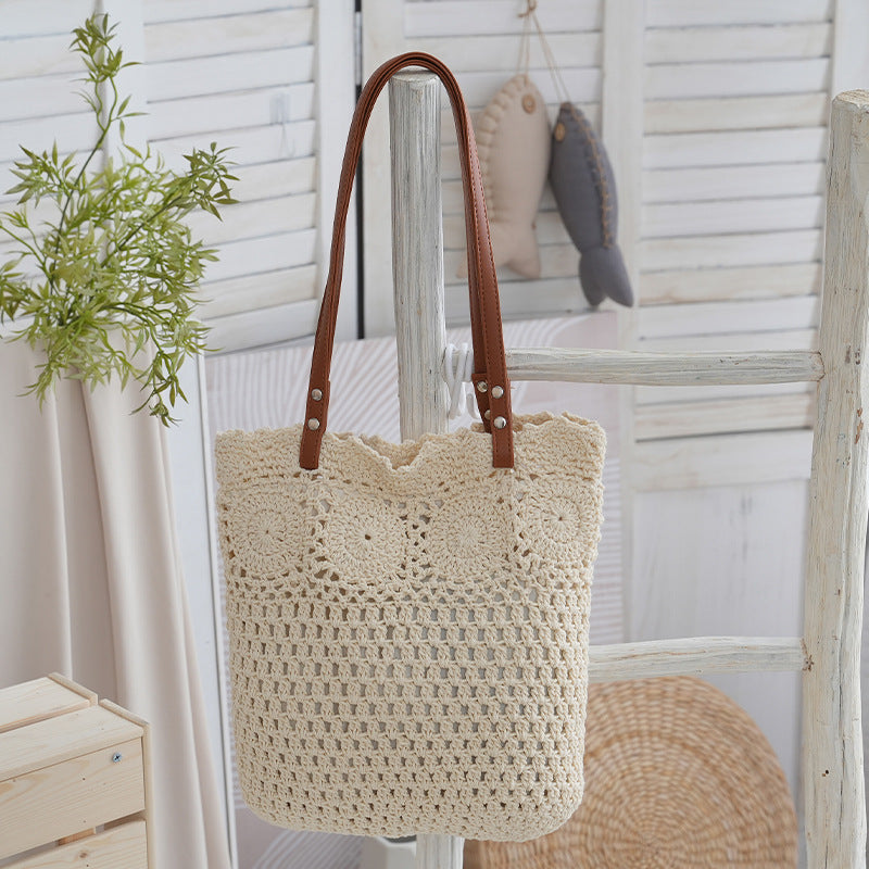 Handwoven bast bag Kalsten