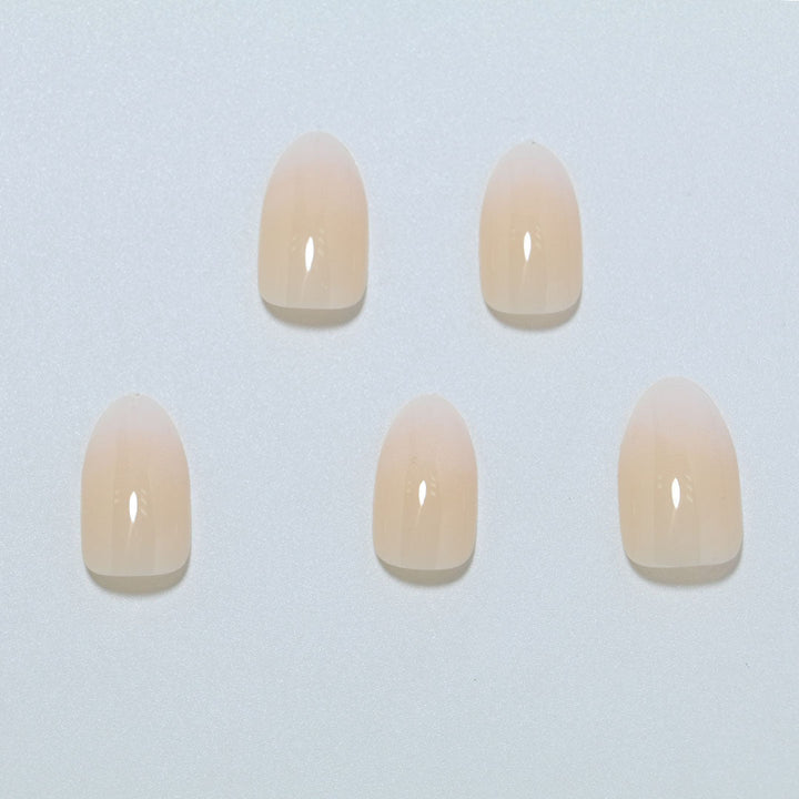 Elegant Almond-Shaped Press-On Nail Set Kalsten