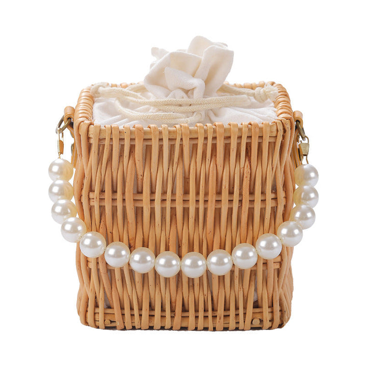 Elegant Picnic Basket Kalsten