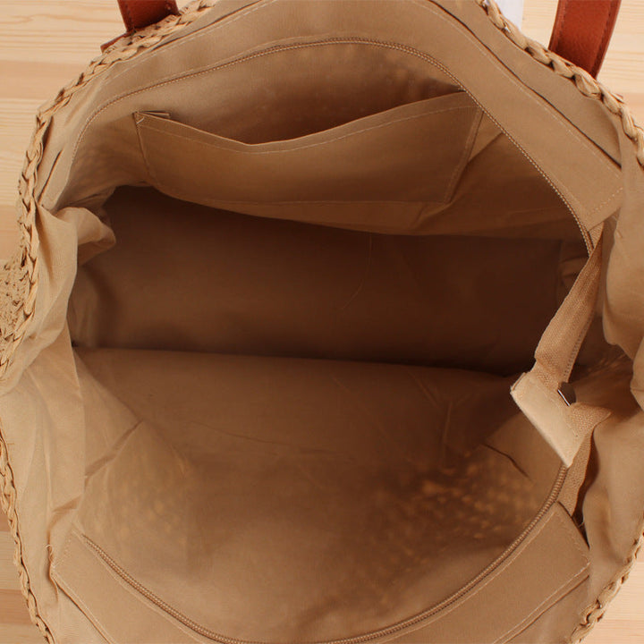 Shopping bag made of woven natural material Kalsten