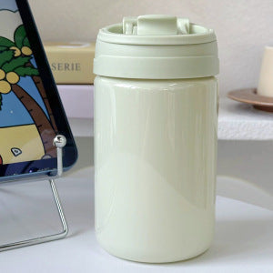 Women's insulated drinking bottle with secure pressure closure and playful animal design Kalsten