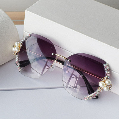 Women extravagant oversized sunglasses with pearl embellishments Kalsten