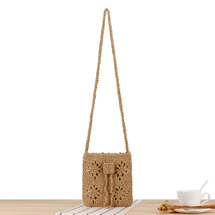 Hand-knotted shoulder bag with floral patterns Kalsten