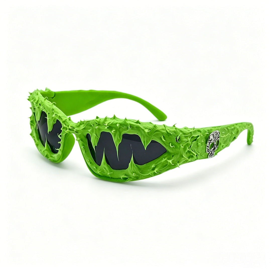 Ladies creative fashion sunglasses with unique spikes and skull design Kalsten