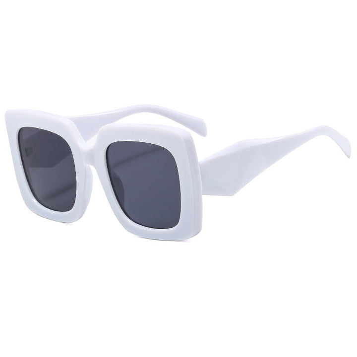 Ladies stylish sunglasses with distinctive frame Kalsten