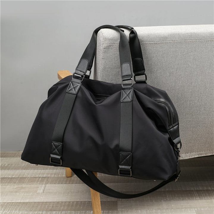 Sporty travel bag with innovative storage solution Kalsten