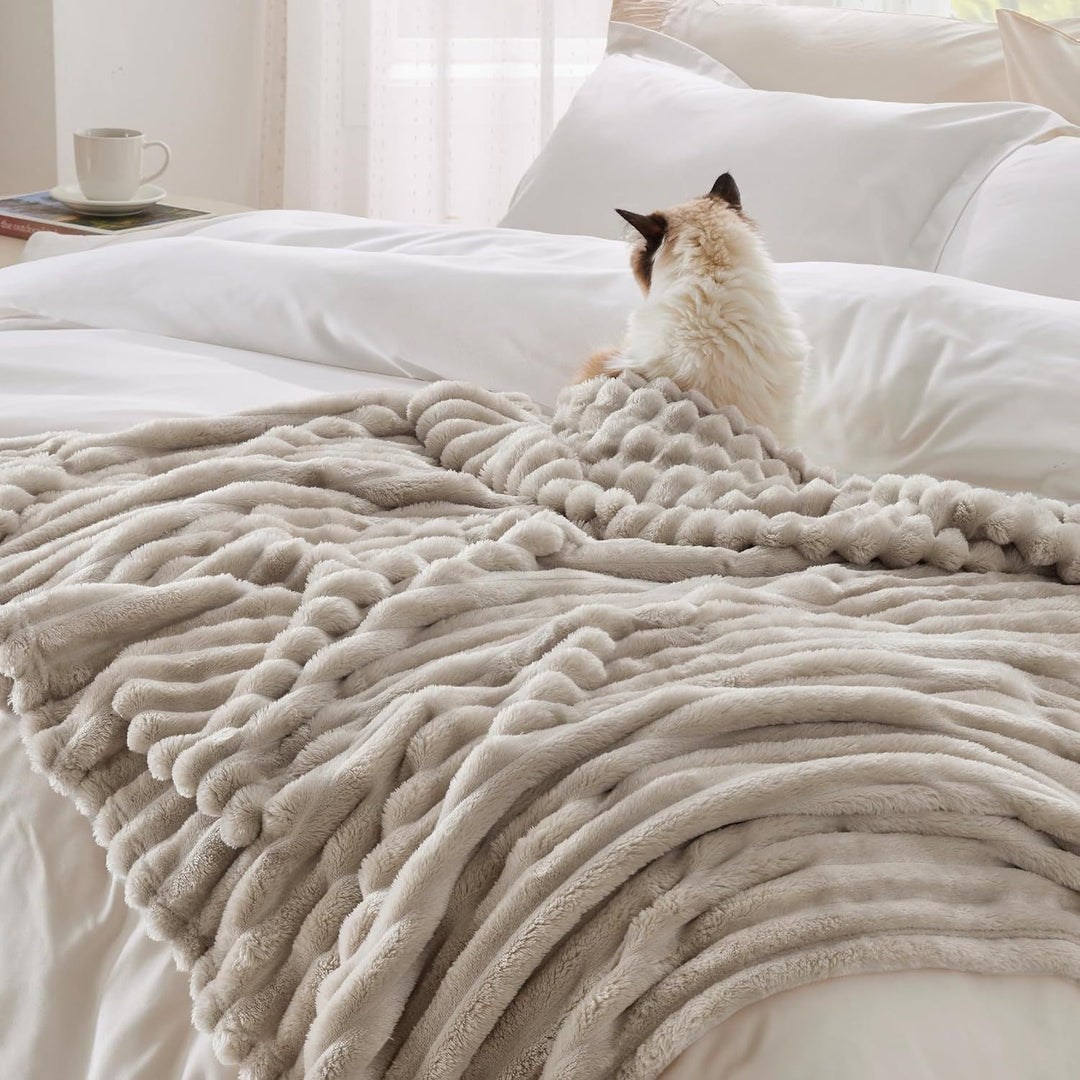 Cozy Plush Throw Blanket Kalsten