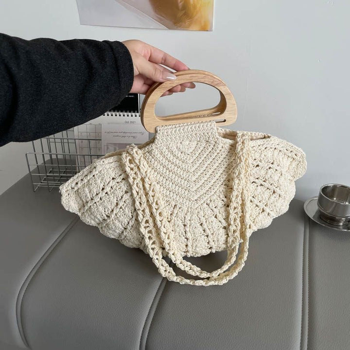 Handbag with Unique Wooden Handle Design Kalsten