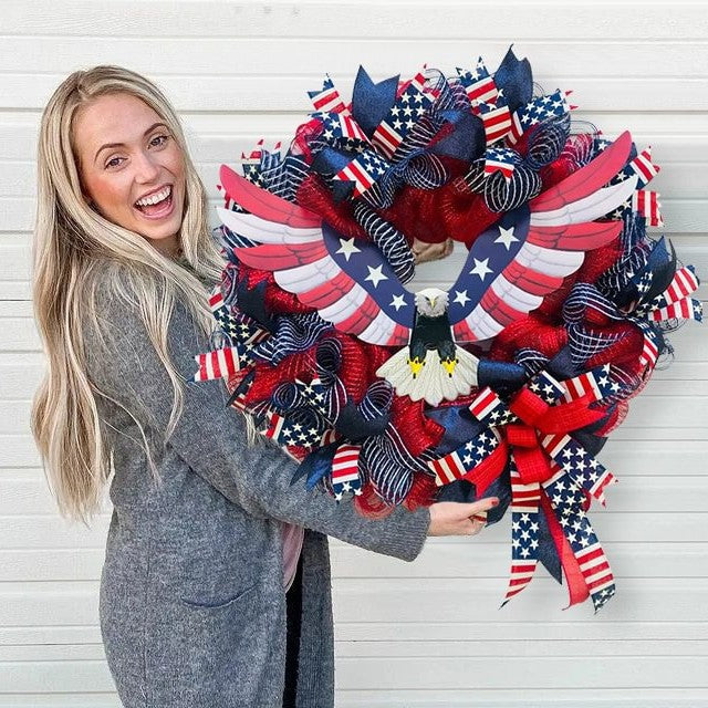 Unisex handmade decorative wreath made of polyester mesh with eagle centerpiece and Americana ribbons Kalsten