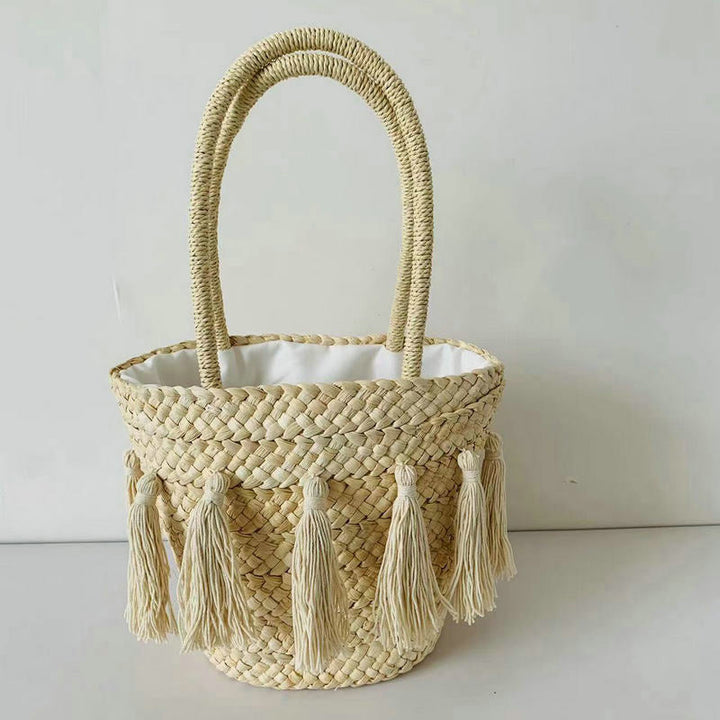 Trendy basket bag with tassels Kalsten