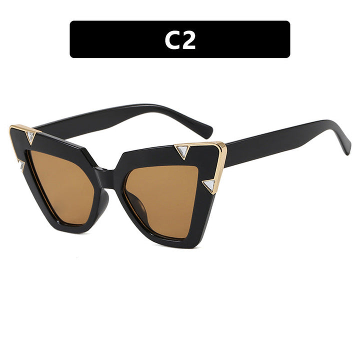 Women's Cat-Eye Sunglasses with Luxurious Design and Protective UV Filter Kalsten