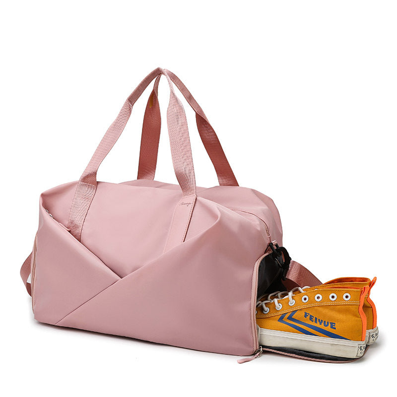 sporty travel bag with intelligent compartment design and adjustable shoulder strap Kalsten