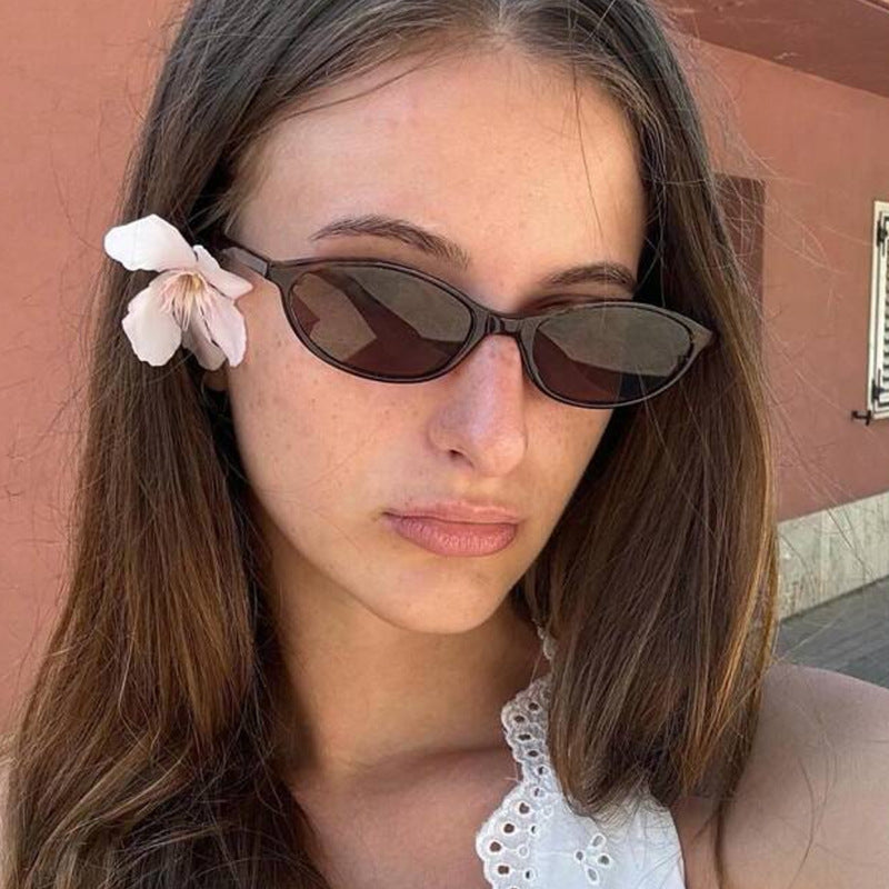 Women oval-shaped sunglasses with transparent frame and UV protection Kalsten