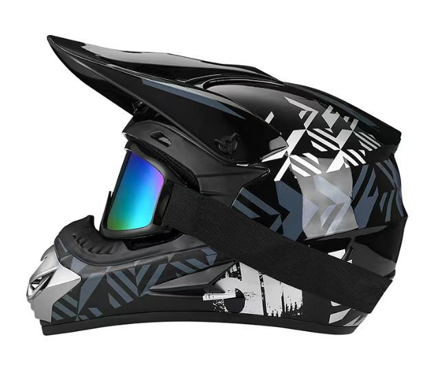 full-face motocross helmet with extended visor and reinforced chin guard Kalsten
