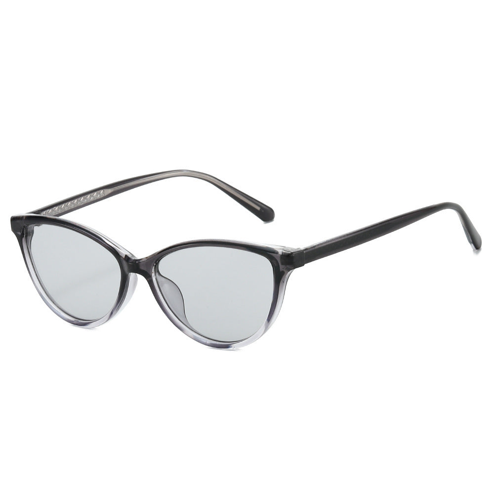 Women's Cat-Eye Sunglasses with Stylish Accents Kalsten