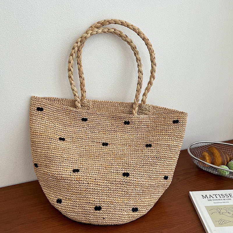 Handcrafted straw bag with geometric pattern Kalsten