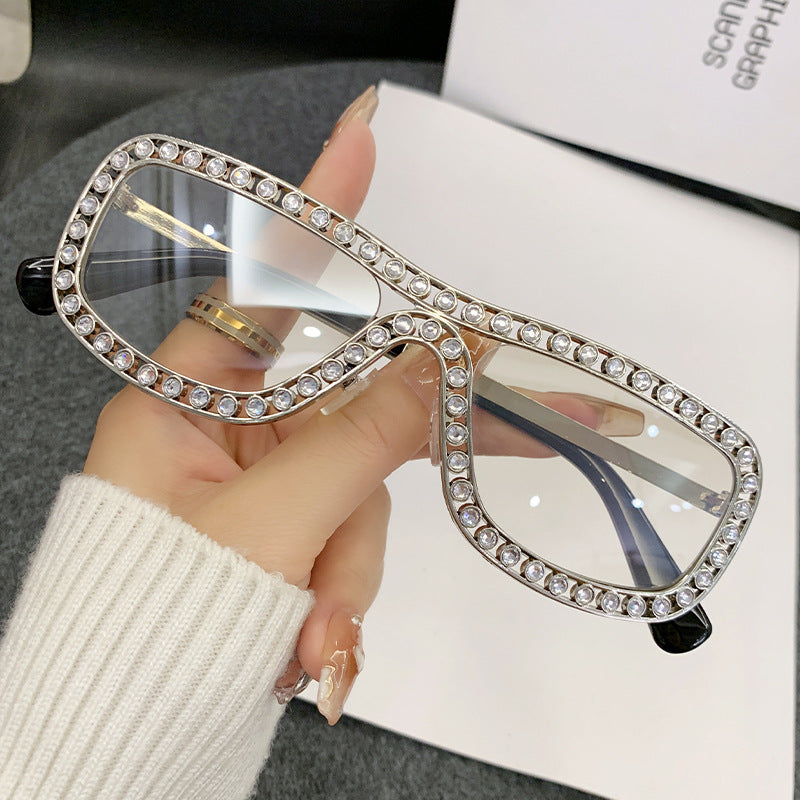 Women's extravagant Cat-Eye sunglasses with golden accents Kalsten