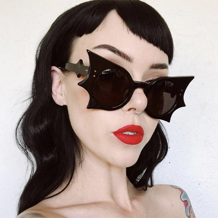 Women extravagant Cat-Eye sunglasses with striking frame Kalsten