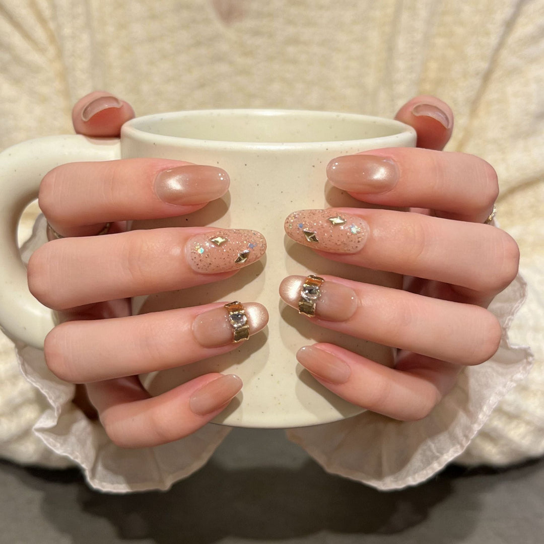 Elegant Decorative Nail Art Set Kalsten