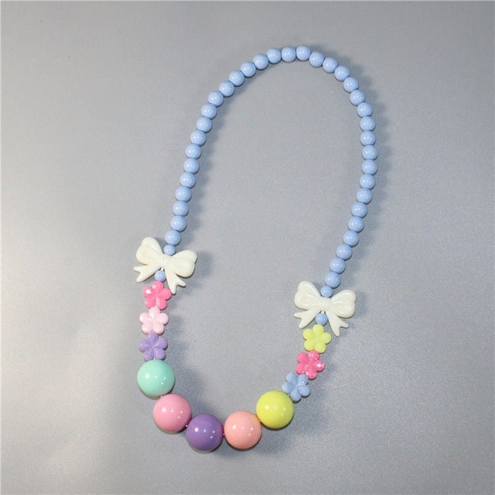 Colorful pearl necklace with floral elements Kalsten
