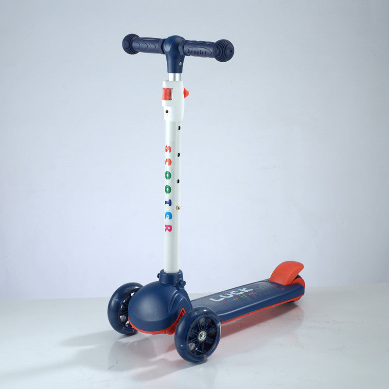 Sturdy Three-Wheel Kick Scooter Kalsten
