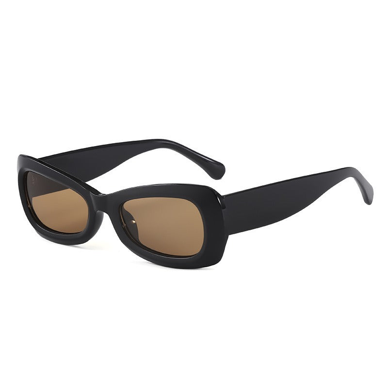 Women's fashionable Cat-Eye sunglasses with protective UV filter and elegant design Kalsten