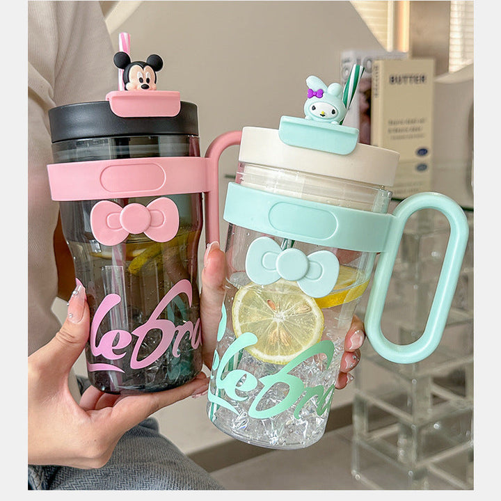 Ladies drinking cup with antibacterial lid and integrated carrying handle Kalsten