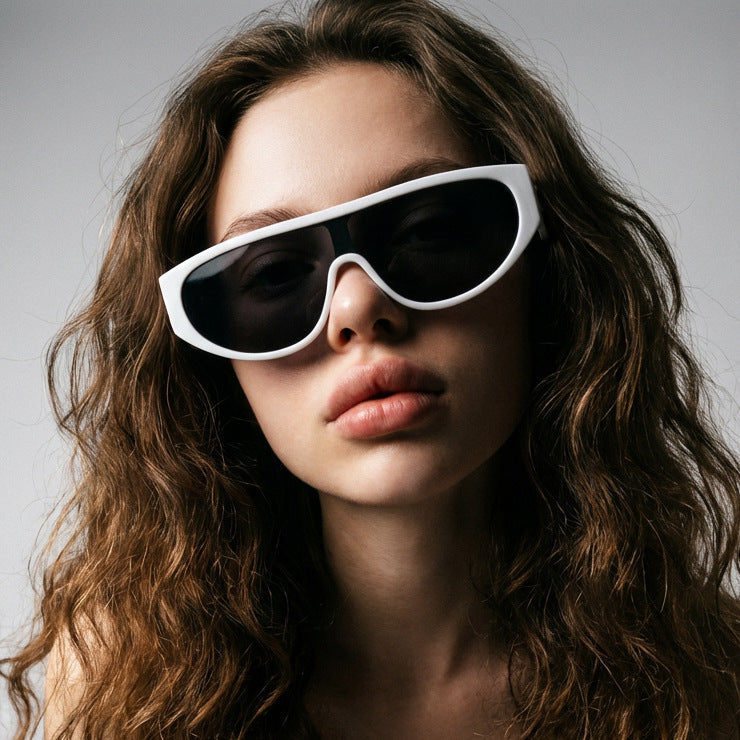 Ladies sporty sunglasses with custom-made frame Kalsten