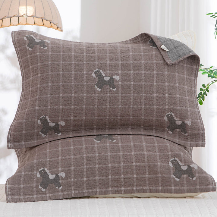 Ladies pillowcase with playful horse motif Kalsten