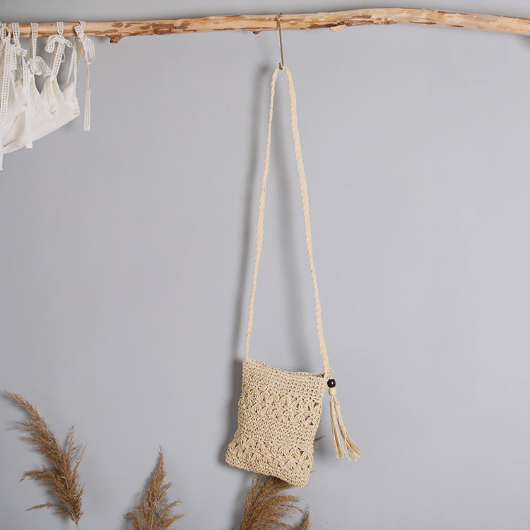 Handmade macrame shoulder bag with tassel detail Kalsten