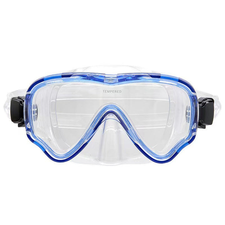 Diving mask with curved field of view and flexible silicone frame Kalsten