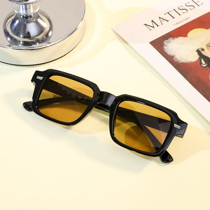 Women's modern rectangular sunglasses with colored lenses Kalsten