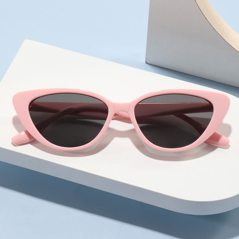 Ladies fashionable Cat-Eye sunglasses with UV protection and elegant frame Kalsten
