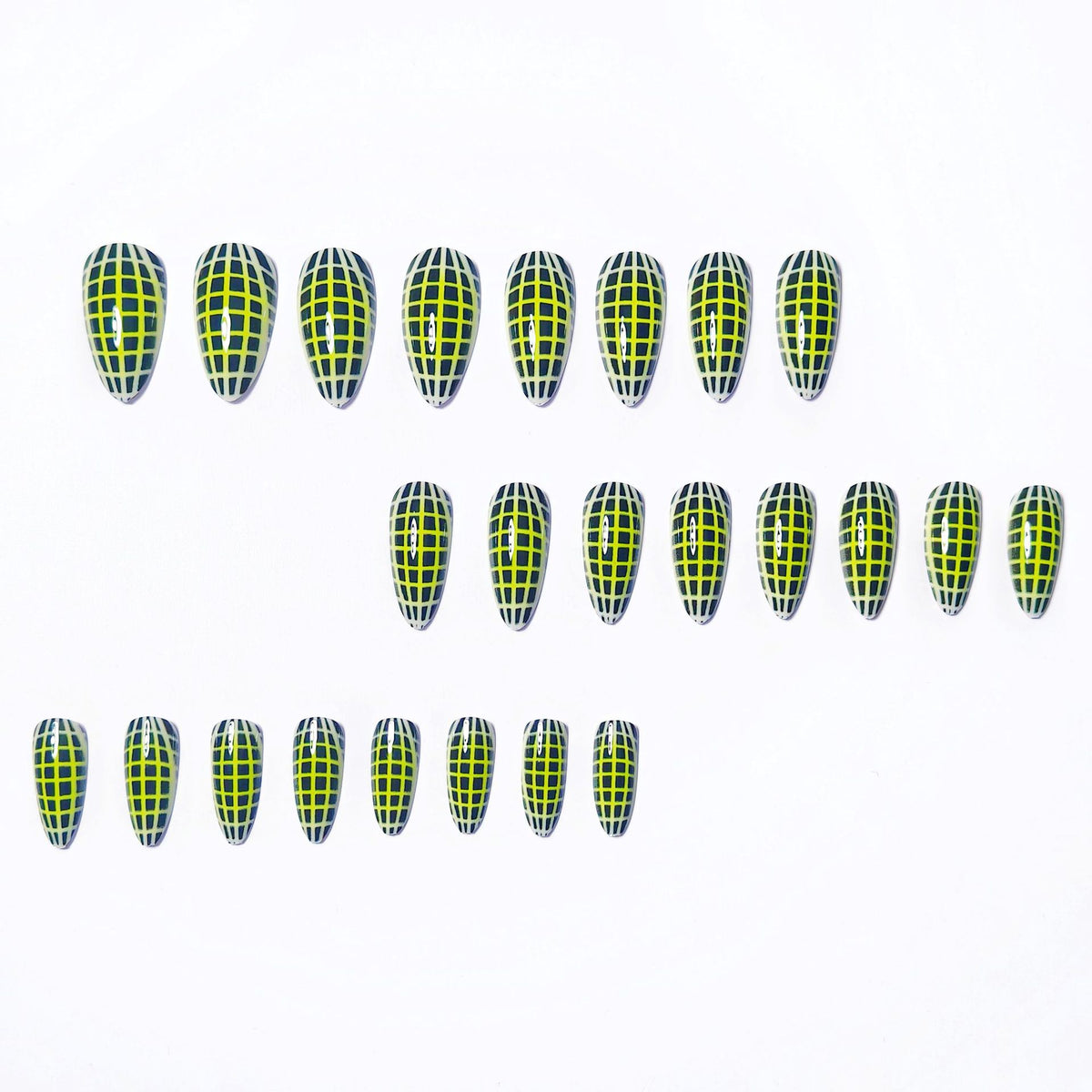 Trendy Geometric Nail Art Acalora