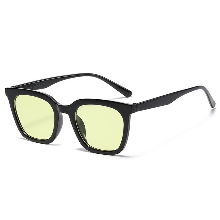 Ladies fashionable sunglasses in bold animal print Kalsten