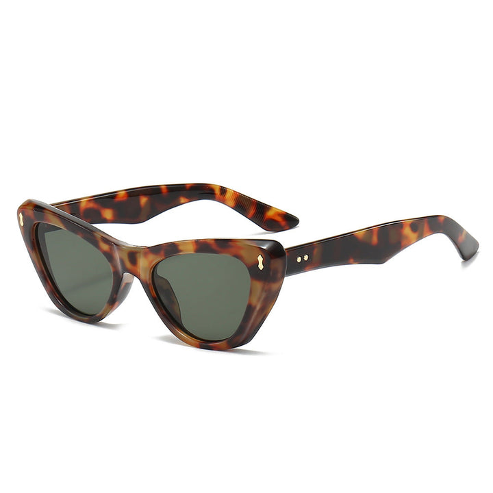 Ladies Cat-Eye Sunglasses with Elegant Accentuated Frame Kalsten