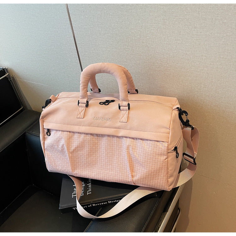 Sporty Travel Bag With Versatile Shopping Options Kalsten