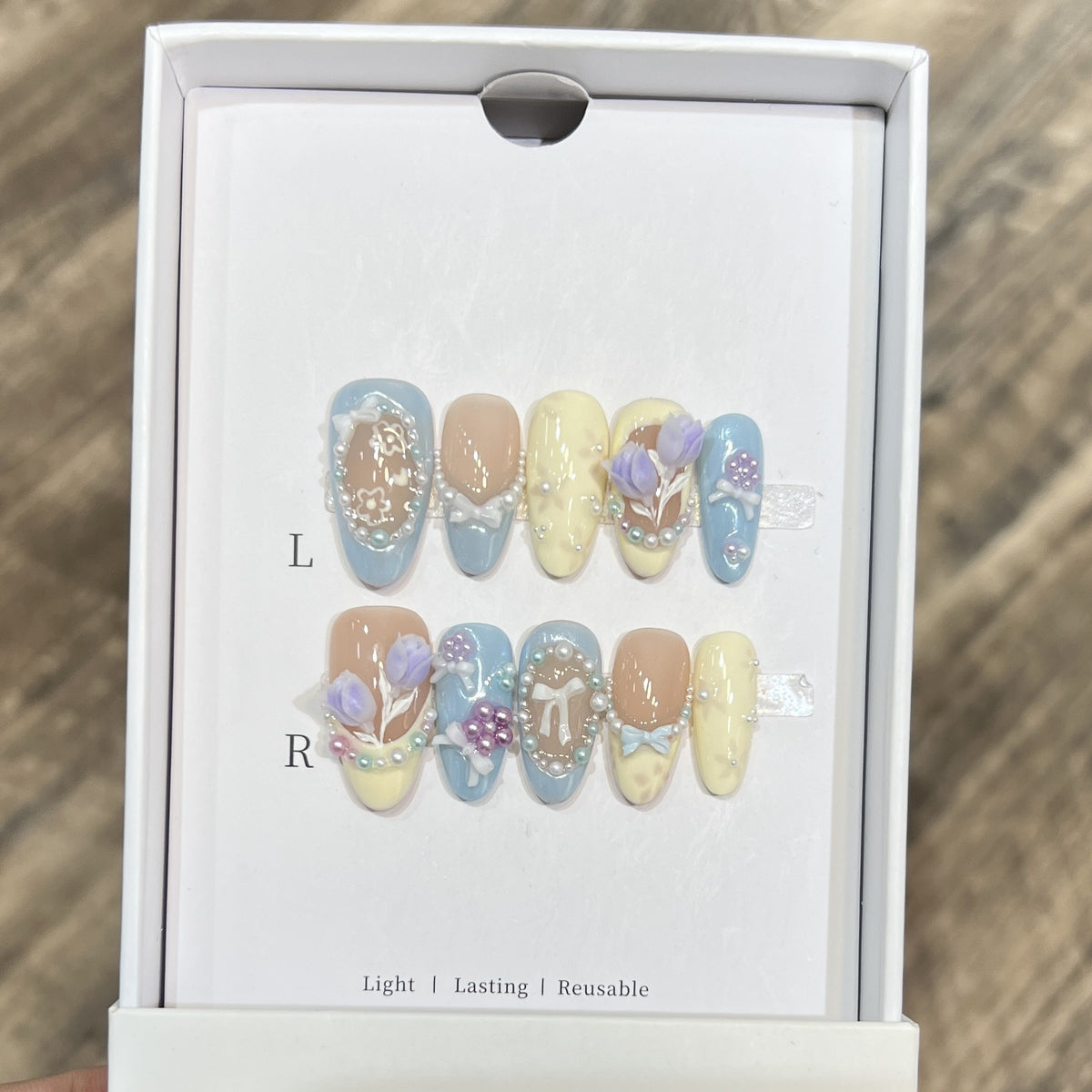 Reusable Press-On Nail Set Acalora