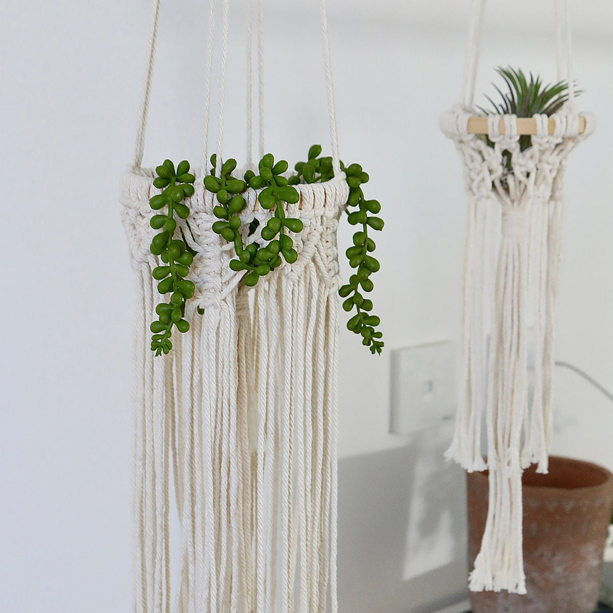 Hanging Macrame Planter Acalora