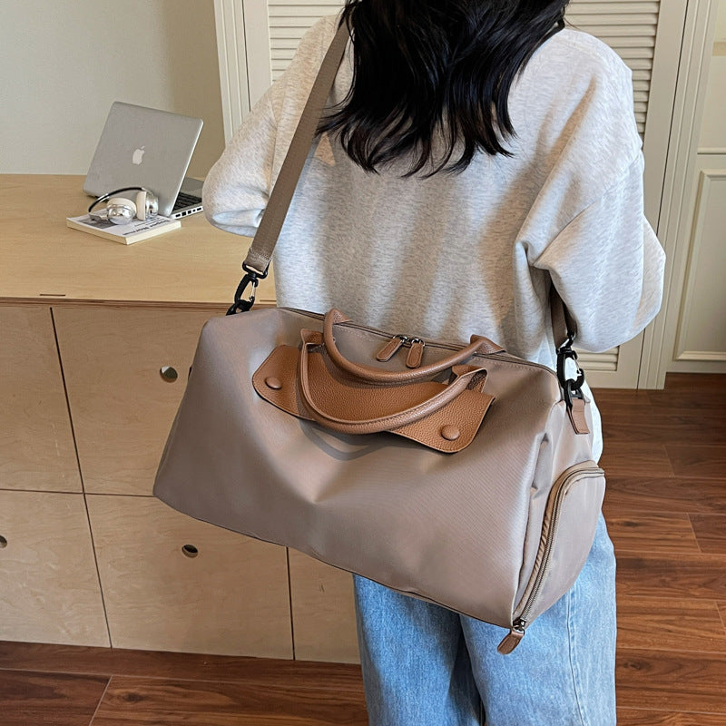 Travel bag with practical compartments Kalsten