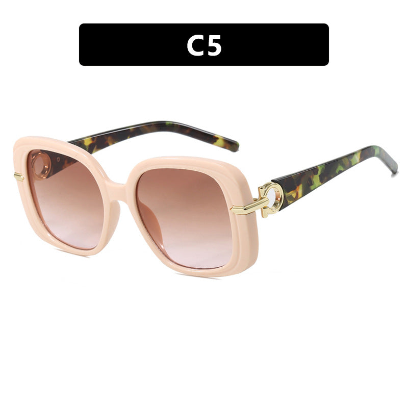 Women's square sunglasses with luxurious metal accent Kalsten