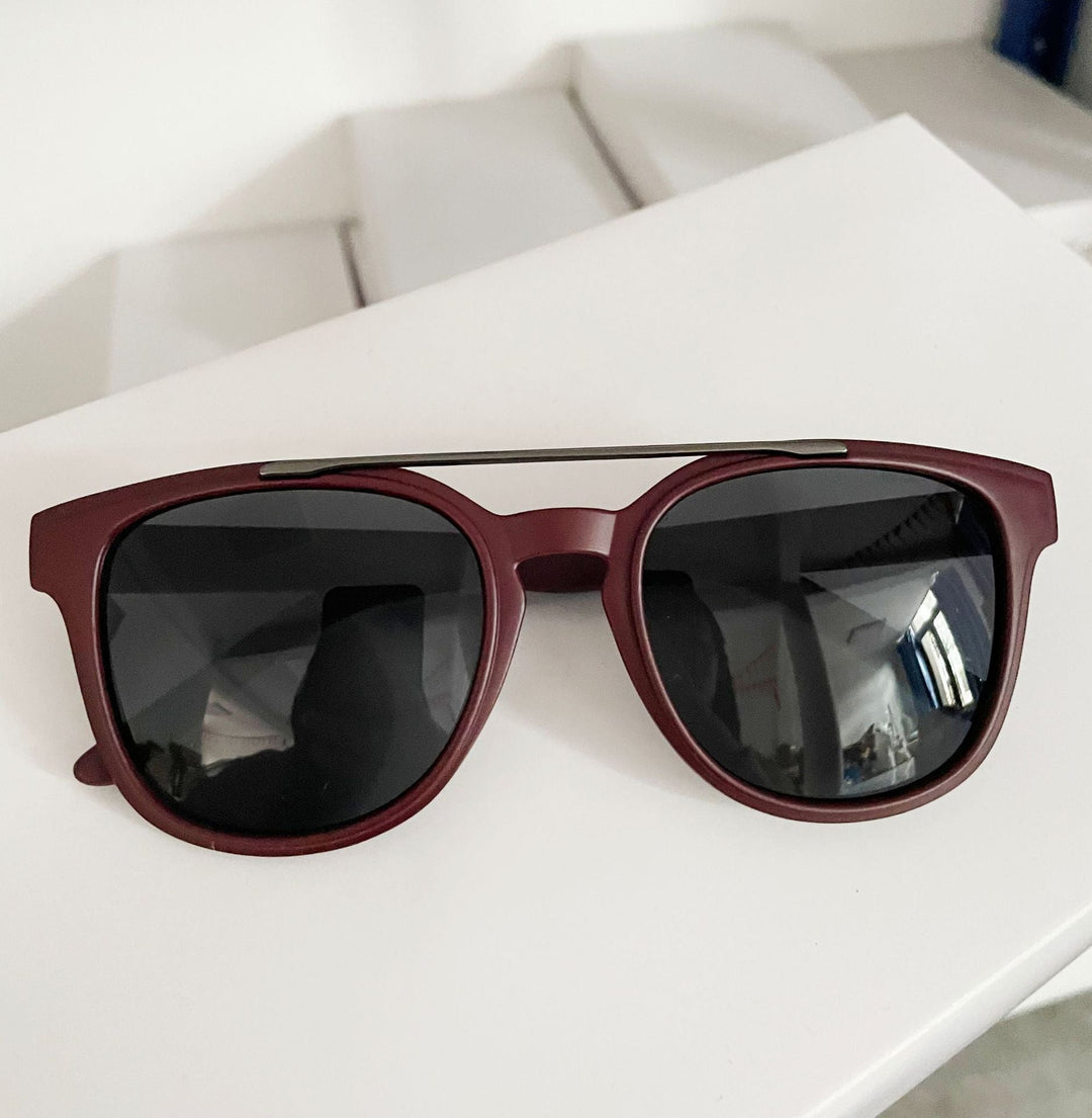 Women's sunglasses in modern design by Kalsten