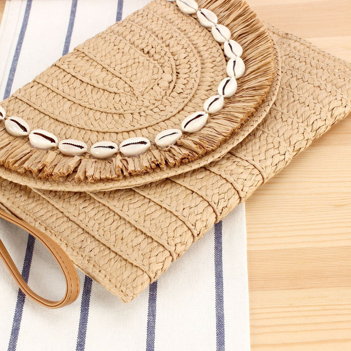 Stylish handbag with fringed shell decoration Kalsten