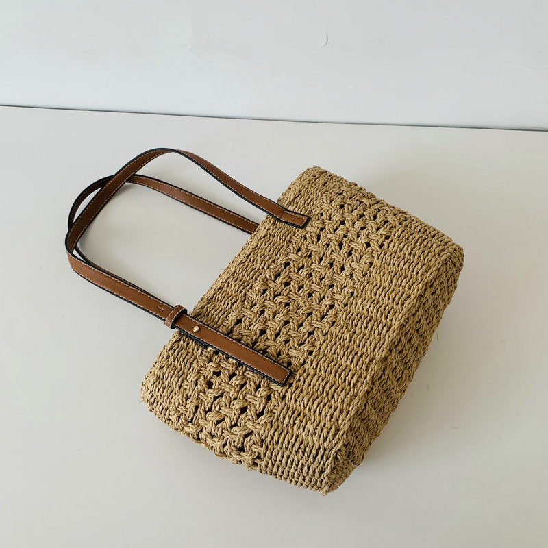 Handcrafted beach bag with high-quality leather handles Kalsten