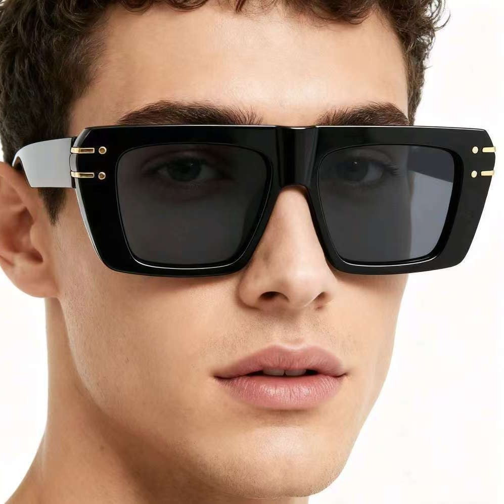 Women's fashionable square sunglasses with shiny accents Kalsten