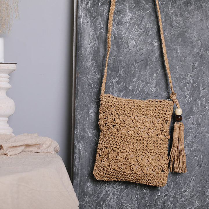 Handmade macrame shoulder bag with tassel detail Kalsten